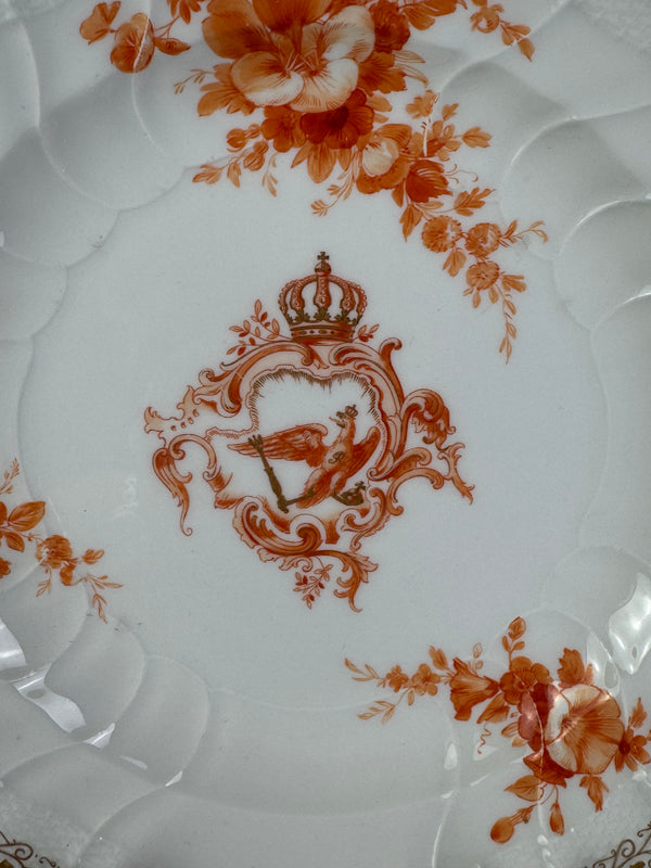 Kaiser Wilhelm II Porzellanteller — goldene Weinlaubbordüre und Rokoko‑Kartusche im Detail