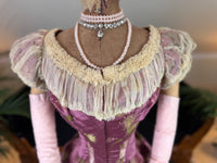 Antikes lilafarbenes Seiden-Ballkleid aus der viktorianischen Ära, ca. 1895