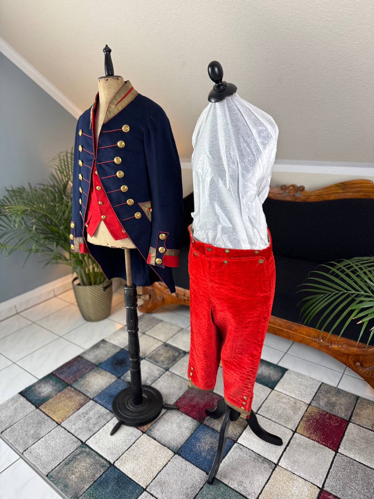 Livree eines Kammerdieners, 1898 – Königliche Dienstuniform für König Edward VII. & Königin Alexandra, Lockinge House