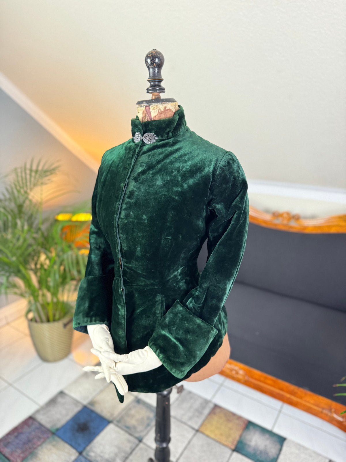 Rare Victorian Riding Jacket, ca. 1878 - Green Velvet, Quilted Silk Lining, Historic Equestrian Fashion