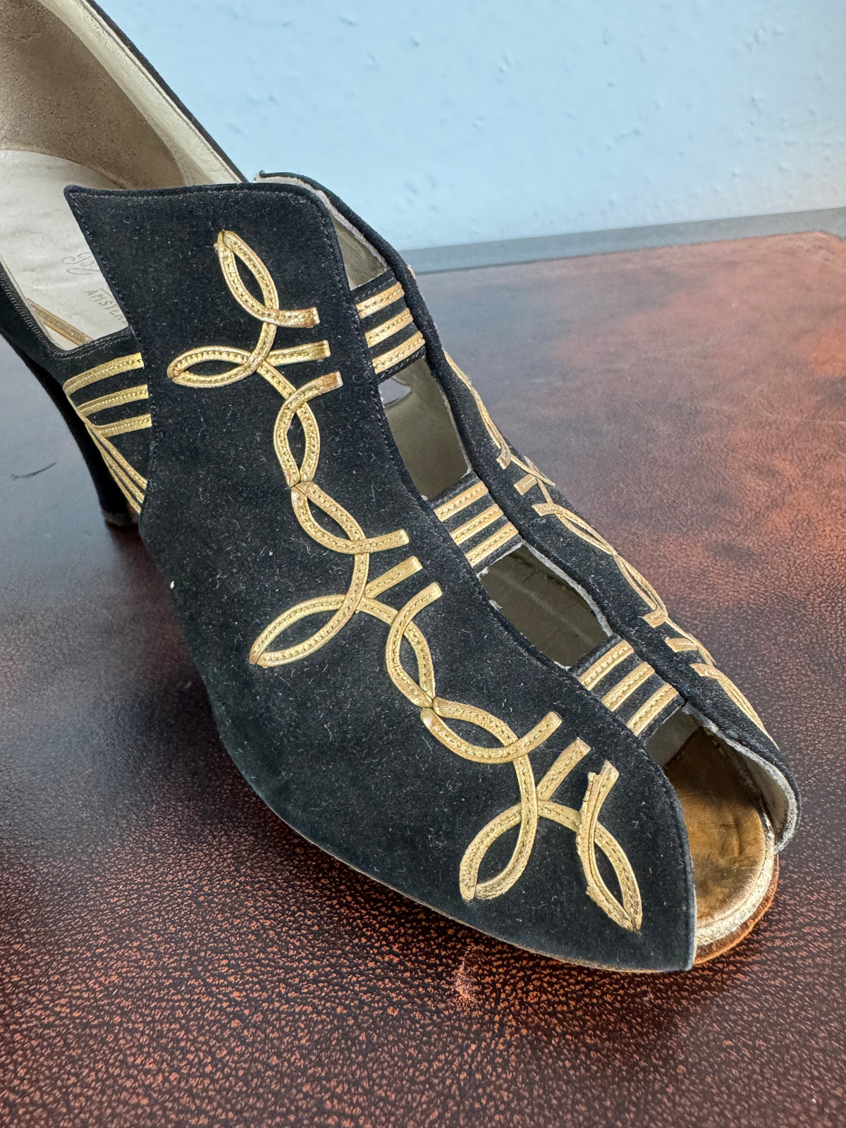 Antique 1910 evening shoes by Bally, Dutch court supplier N. Smit
