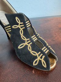 Antique 1910 evening shoes by Bally, Dutch court supplier N. Smit