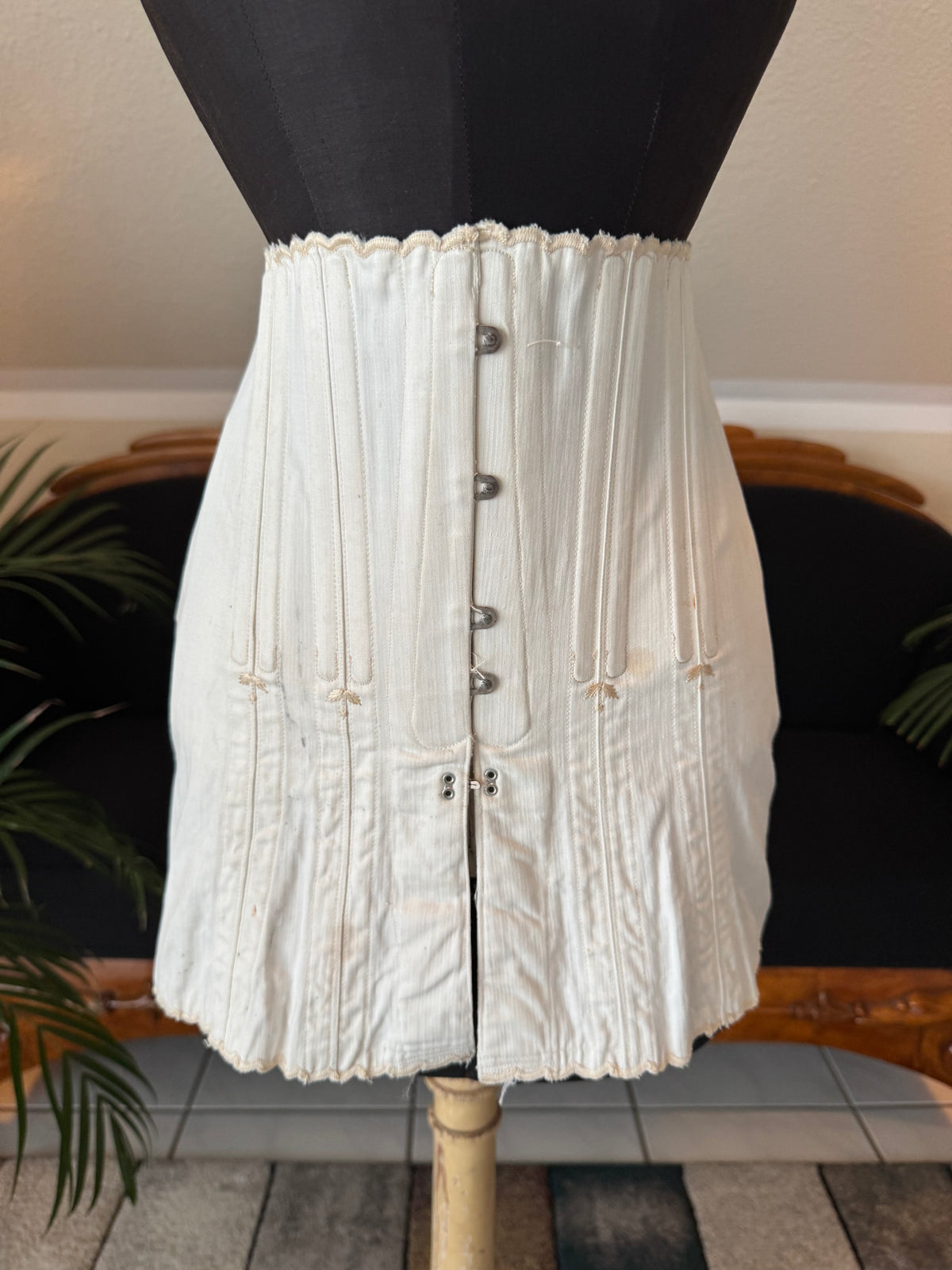Antique FITU Figureform corset, 1910s England, light colour, front‑hooked and back‑laced