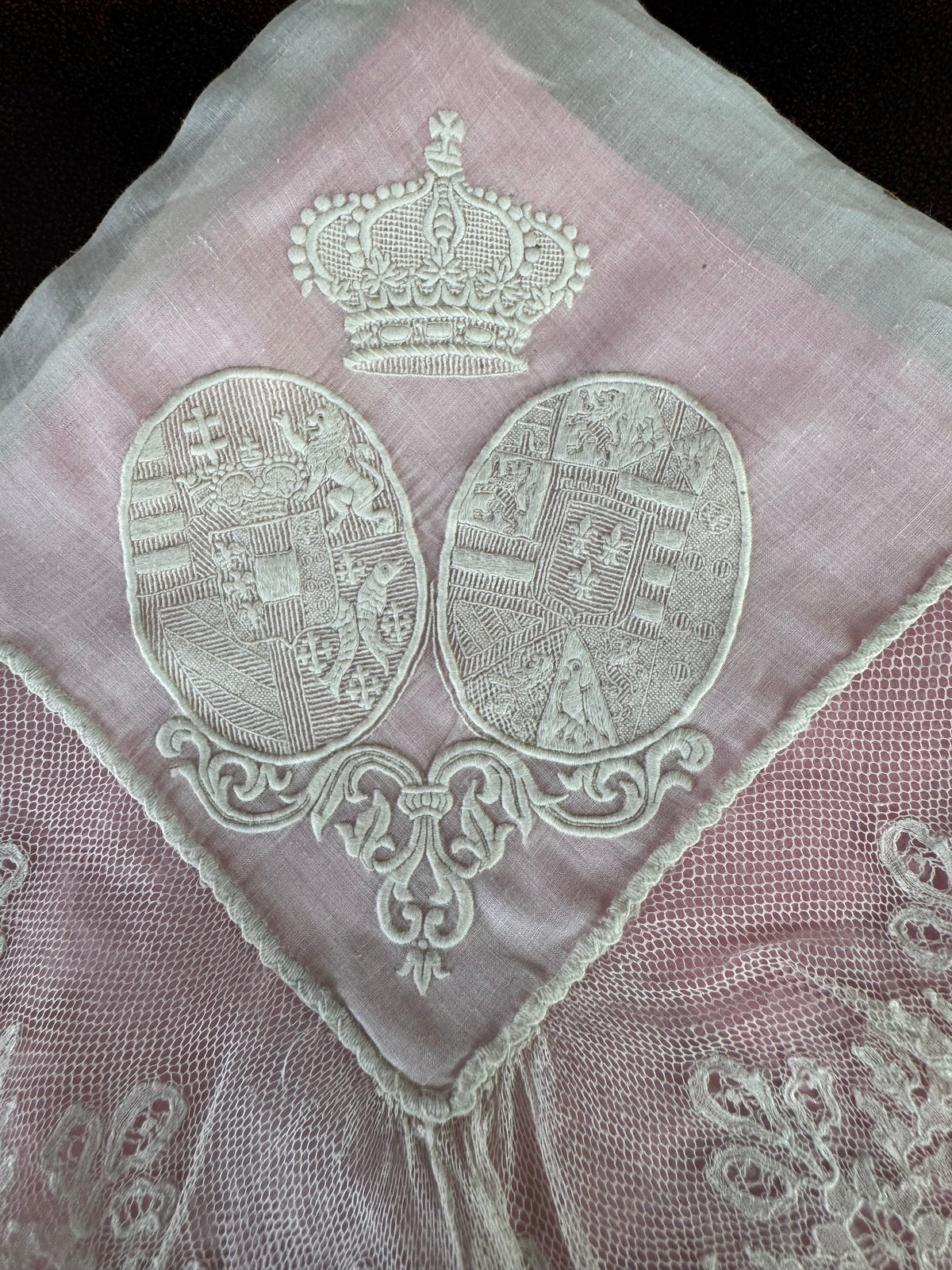 Royal antique lace handkerchief ca.1861 – Austria‑Tuscany and Bourbon‑Sicily coats of arms in fine lace
