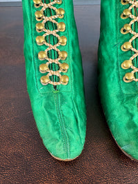 Victorian Green Silk Lace‑Up Boots, ca. 1875 – Low Heel, Brass Fasteners, Red Leather Lining