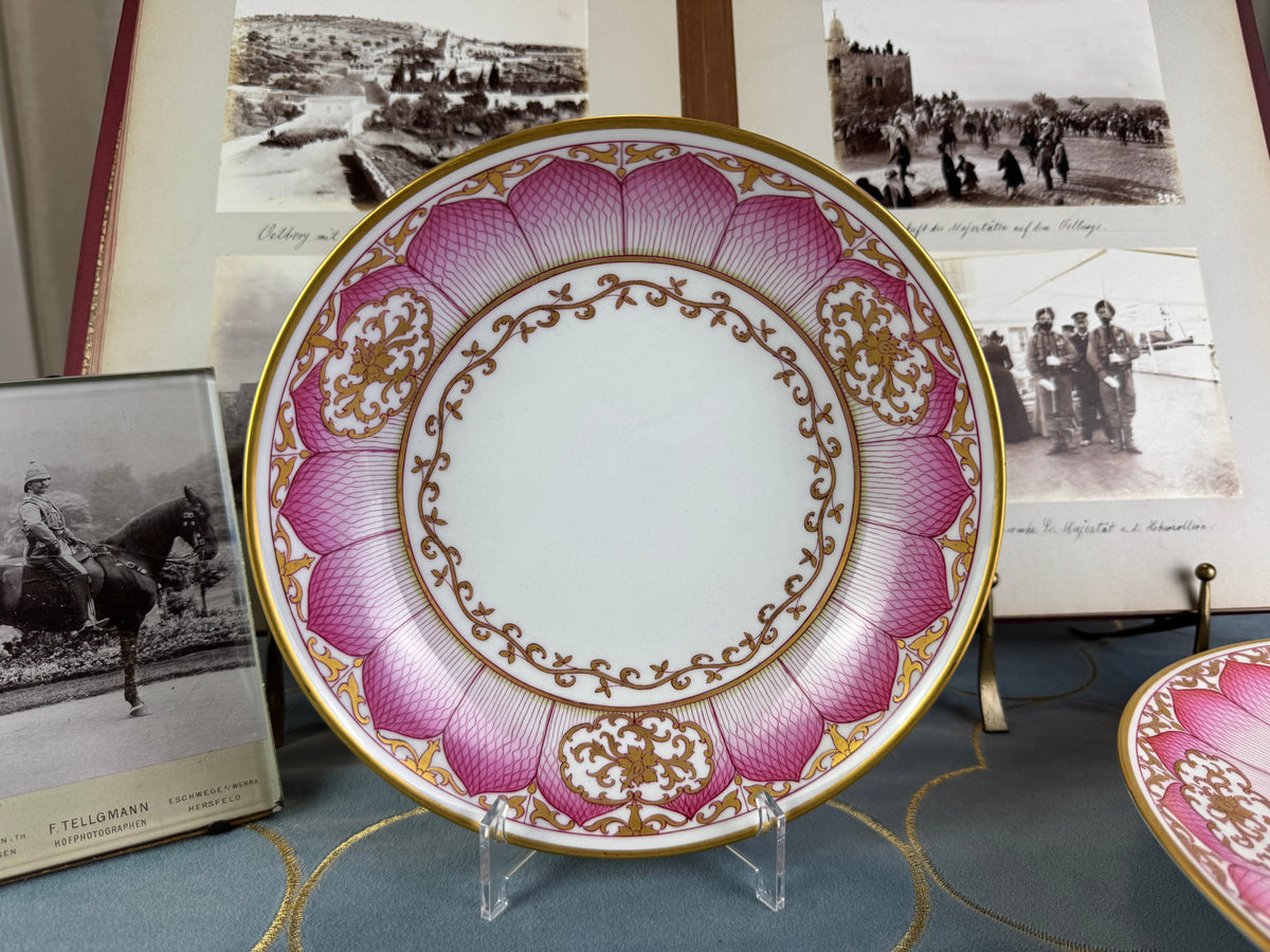 Schale aus dem Damaskus-Service, Kaiser Wilhelm II, datiert 1906