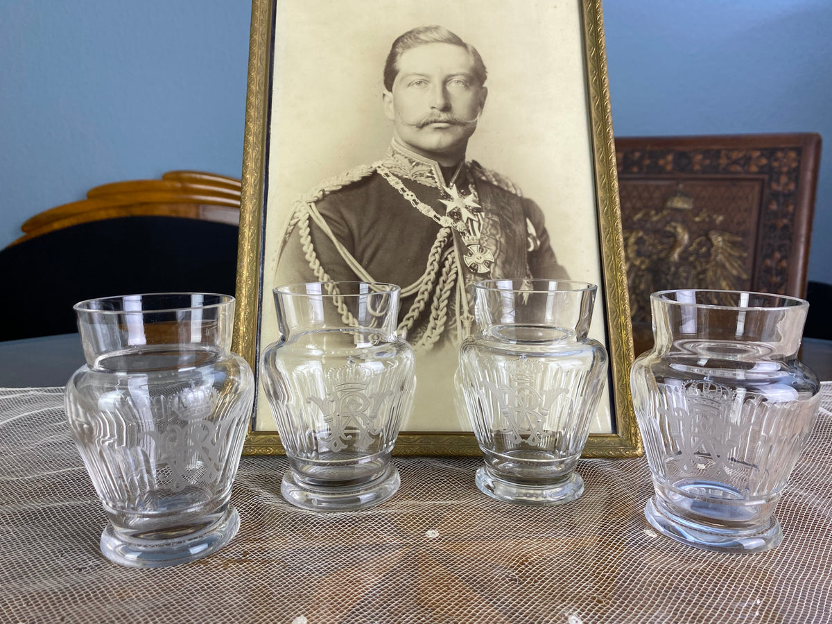 Vier kleine Wassergläser, Kaiser Wilhelm II., um 1900