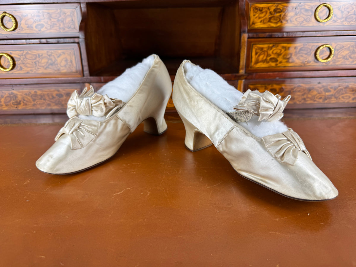 Antique Wedding Shoes 1882 – Silk Bridal Shoes with Double Bows by Julien Mayer, Paris, Kate Rimer Provenance