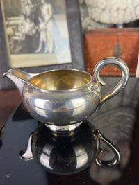 Pot à lait et sucrier en argent de la table de l'Empereur Guillaume II – Datés 1897 et 1899