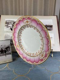 Kaiserliche Servierplatte aus dem Damaskus-Service – Kaiser Wilhelm II., datiert 1906