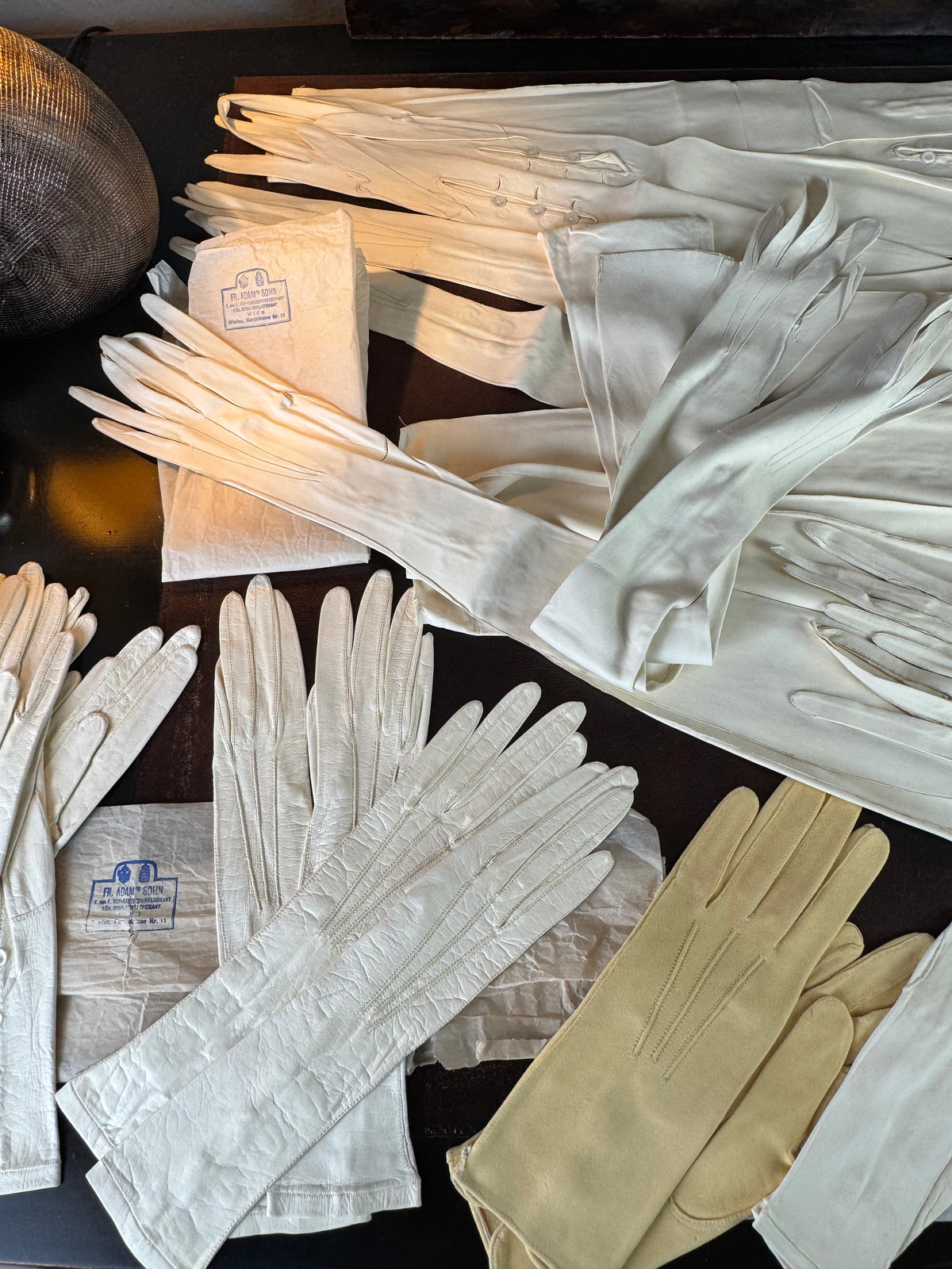 Royal antique wedding glove collection 1900 – Archduchess Maria Immakulata, Fr. Adam’s Sohn Vienna