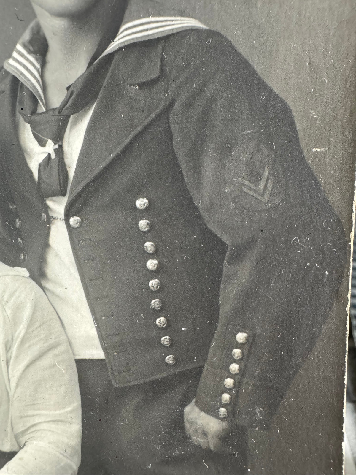 Einzigartige Sammlung zur deutschen Marine & Luftschifftruppe aus dem Ersten Weltkrieg, ca. 1914 – Messjacket von Willi Zunner mit Fotos und Feldpost