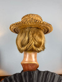 Antique 1901 French straw walking hat with AU CHINOIS Marseille label, black band, lined interior, well preserved.