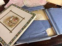 ROYAL Antikes Paar Spitzen-Taschentücher mit Toskana-Württemberg Doppelwappen aus der Aussteuer von Erzherzogin Maria Immakulata, um 1900