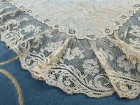 Taschentuch einer Adligen, Spanien, ca. 1830-1840