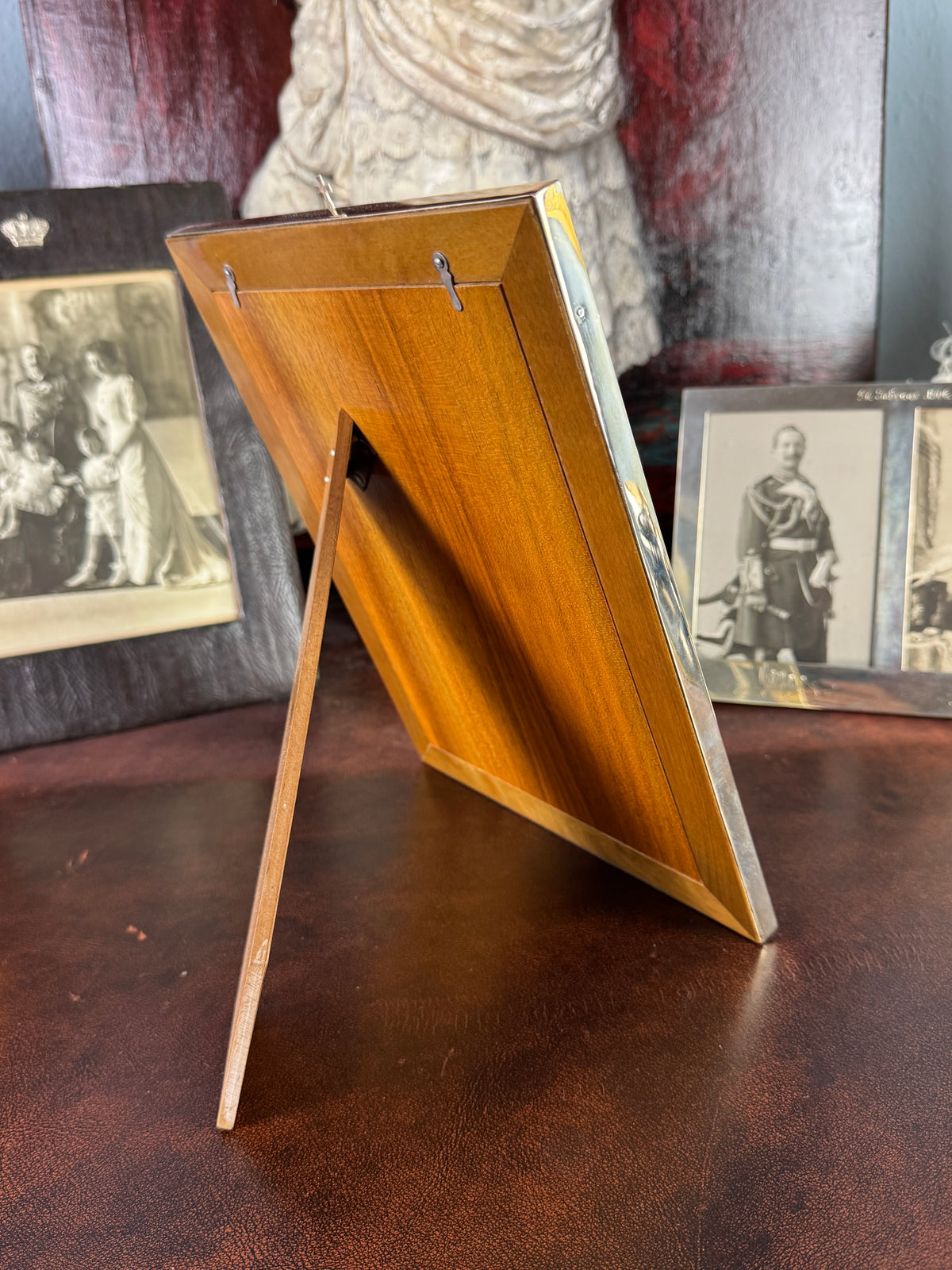 Silberner Präsentationsrahmen Kaiser Wilhelms II. – Fotografie mit Originalunterschrift von 1931