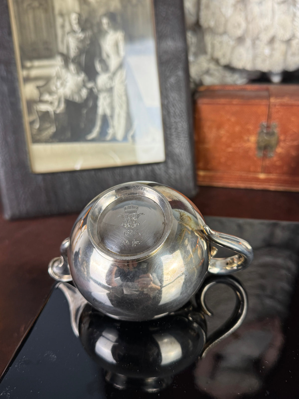Pot à lait et sucrier en argent de la table de l'Empereur Guillaume II – Datés 1897 et 1899
