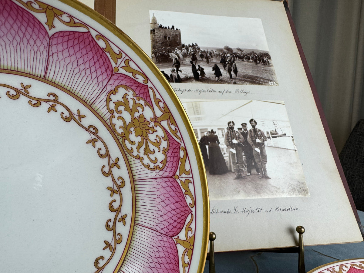Schale aus dem Damaskus-Service, Kaiser Wilhelm II, datiert 1906