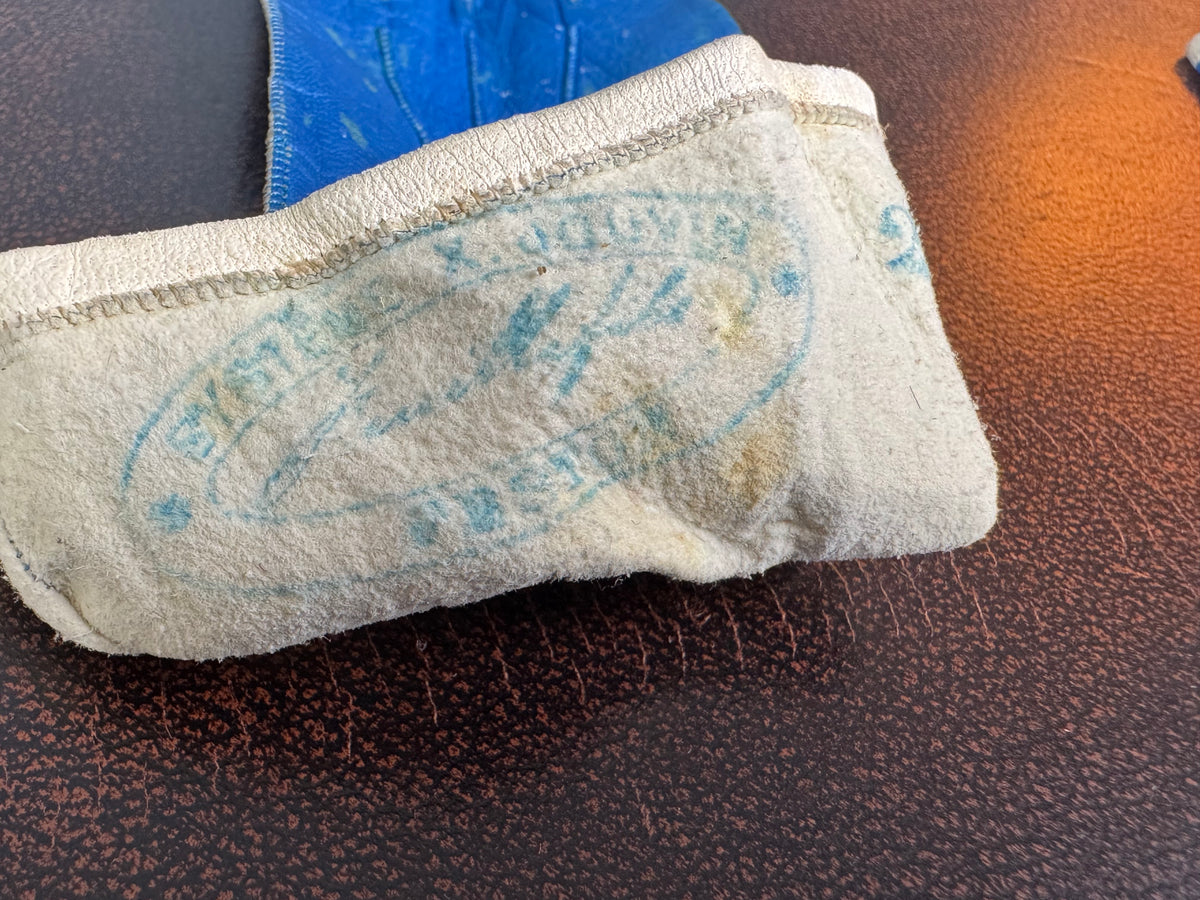 Drei Paar antike Handschuhe – 1860er bis frühes 20. Jahrhundert, Ziegenleder