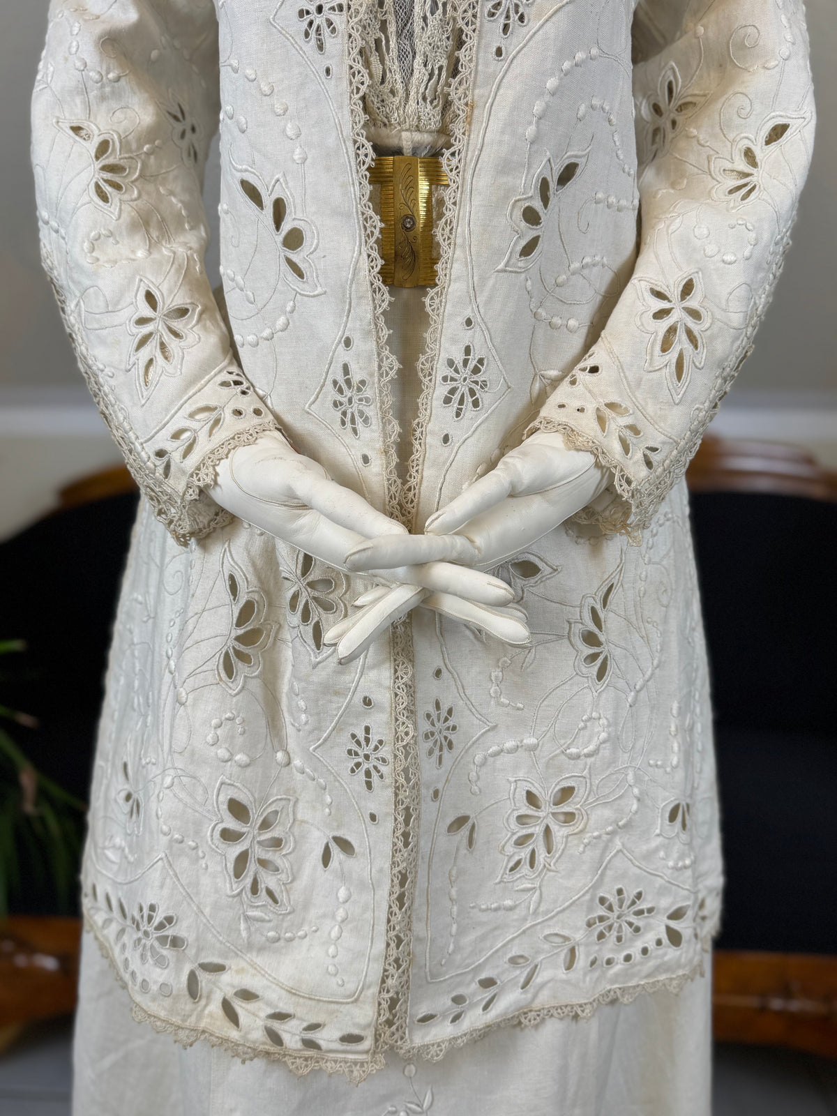 Antique Four‑Piece Edwardian Walking Dress ca. 1910 – Linen, Lace & Lady Gillman Provenance