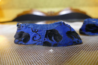 Antike Babyschuhe mit blauem Stoff, ca. 1880