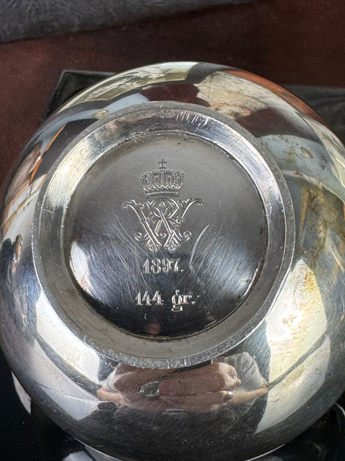 Pot à lait et sucrier en argent de la table de l'Empereur Guillaume II – Datés 1897 et 1899
