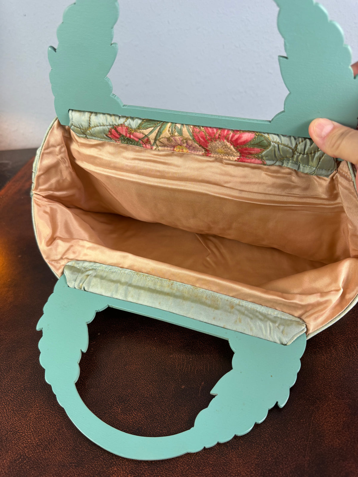 Vintage silk beach bag, early 20th century, pink silk lining and wooden handles
