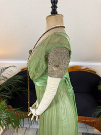 Edwardian green evening gown by Albert Franck, Frankfurt court dressmaker; Art Nouveau tulle and metallic lace design representing Frankfurt fashion history