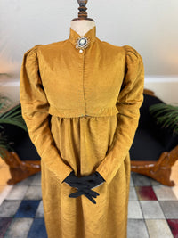 Antikes Regency-Kleid aus goldener Moiré-Seide, ca. 1815-1820