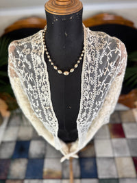 Jacke aus weißem besticktem Tüll, Edwardianisch, England, ca. 1906 – Dekoratives Überkleid