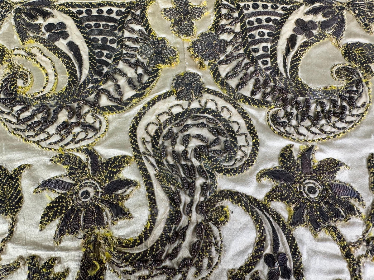 1710 English Baroque silk stomacher with metallic embroidery and floral motifs, antique 18th‑century dress accessory