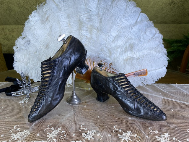 Abendschuhe, ca. 1898