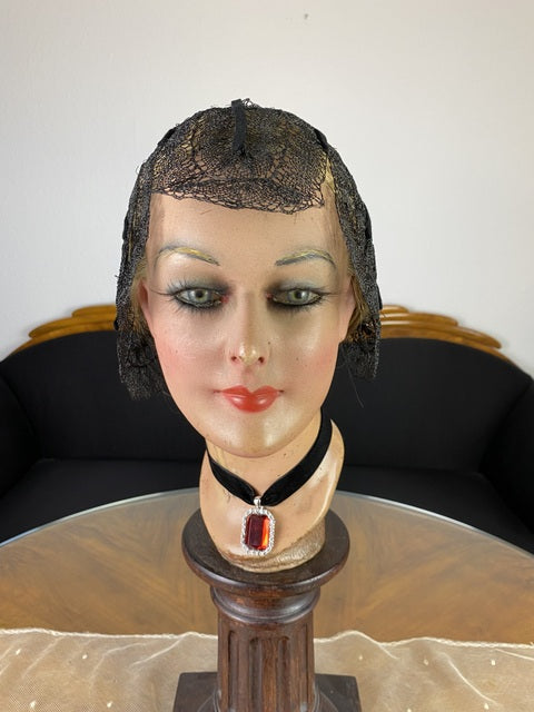 Chapeau cloche ancien en crin de cheval, années 1920