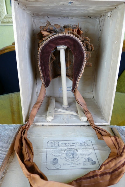 ROQUANCOURT Antiker Hutkarton mit Strohhaube, Paris, ca. 1879