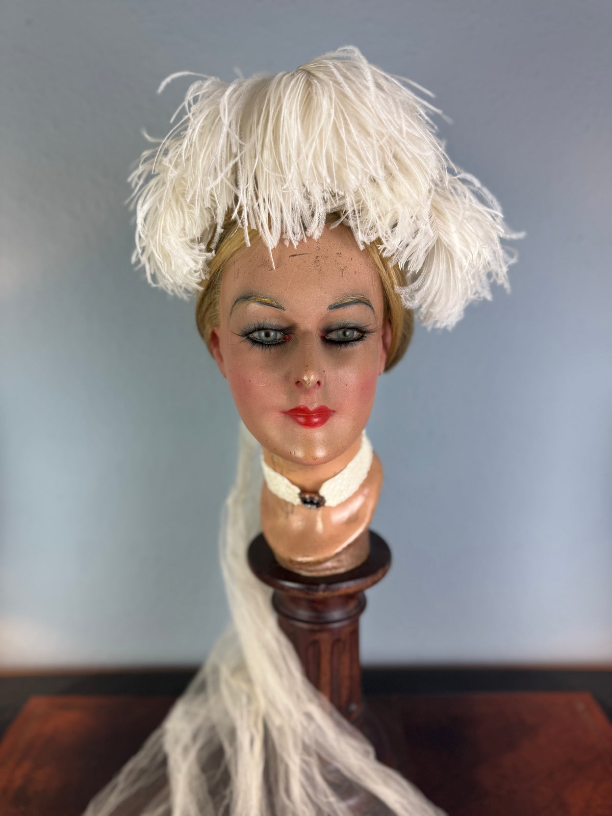 1890s debutante feather headpiece, Victorian court fashion
