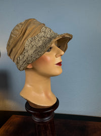 French Velvet Cloche, ca. 1925 – Art Deco Hat