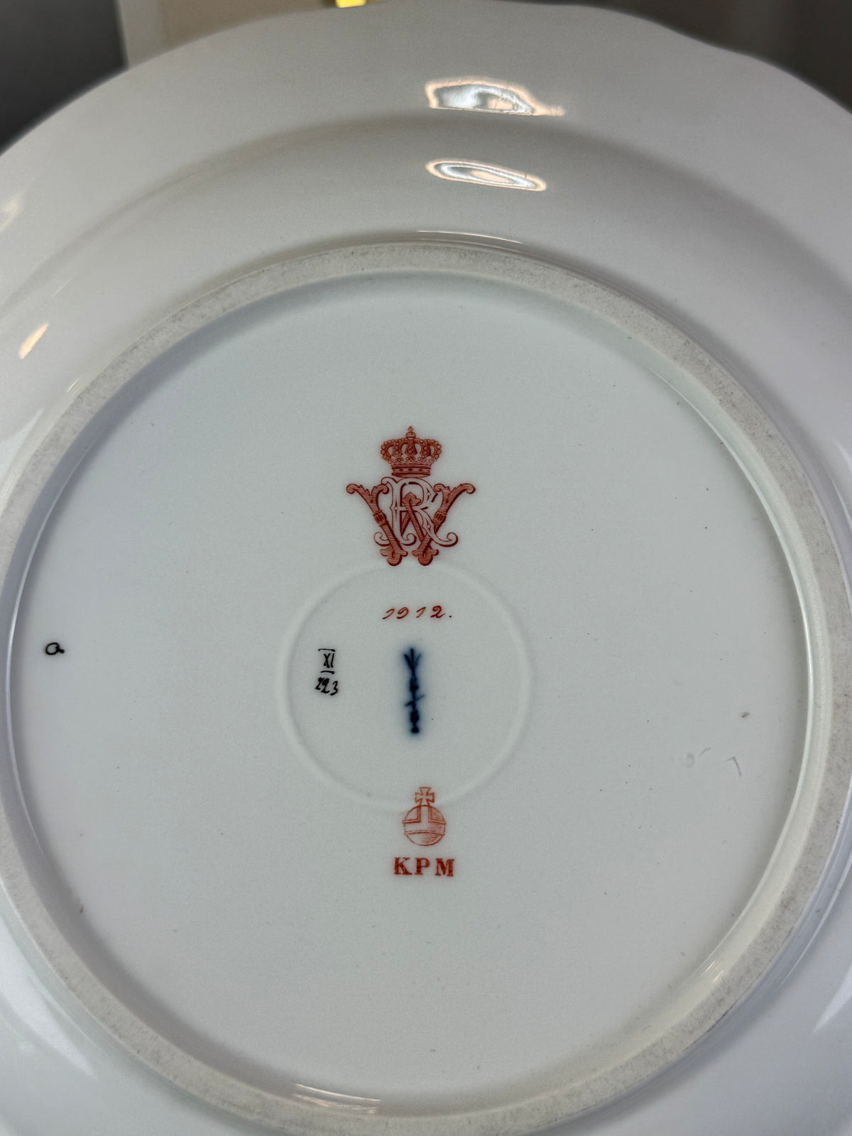Neuosier dinner plate 1908 – Kaiser Wilhelm II, KPM Berlin, imperial porcelain plate with eagle and FR cipher