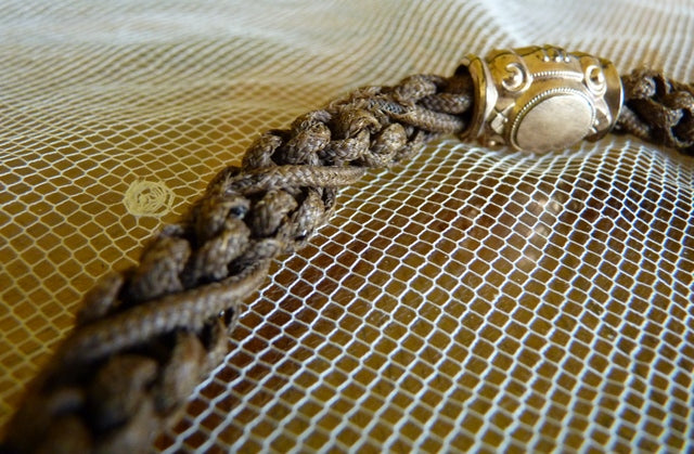 Geflochtene Uhrenkette aus Haar, ca. 1870–1875