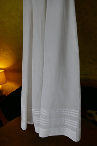 Edwardian Taufkleid, ca. 1910 – weiße Stickerei, Wellensaum, exzellenter Zustand