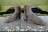 Braune Stiefel mit seitlicher Schnürung, Bürgerkriegszeit, ca. 1860–1865