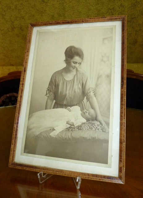 Taufkleid mit Originalfoto, England, ca. 1923 – Netz-Tüll & Spitze, Unterkleid aus Seide