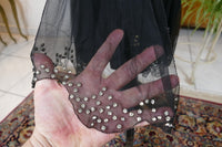 Antikes Abendkleid aus schwarzem Seidenchiffon mit Strasssteinen, ca. 1928