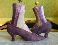 JONES, PETTERSON &amp; NEWHALL Co. Lamé-Abendpumps, ca. 1910