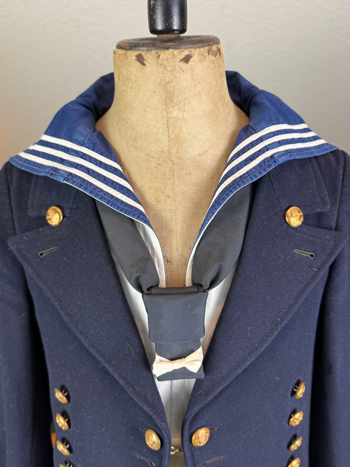 Einzigartige Sammlung zur deutschen Marine & Luftschifftruppe aus dem Ersten Weltkrieg, ca. 1914 – Messjacket von Willi Zunner mit Fotos und Feldpost