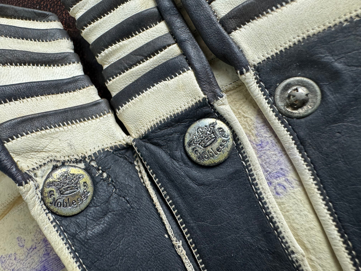 Drei Paar antike Handschuhe – 1860er bis frühes 20. Jahrhundert, Ziegenleder