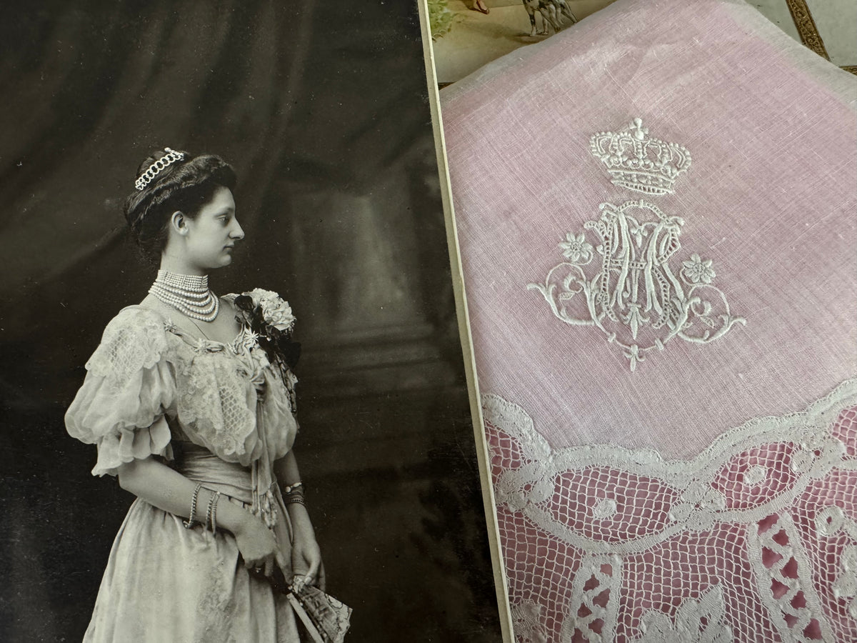 Royal antique lace handkerchiefs c.1900 – Tuscany–Württemberg double coat of arms from the wedding trousseau of Archduchess Maria Immakulata
