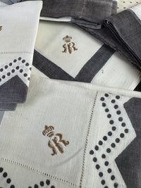 Royal antique mourning handkerchief collection c.1900 – 19 lace handkerchiefs with Württemberg monograms