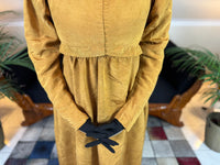 Antikes Regency-Kleid aus goldener Moiré-Seide, ca. 1815-1820