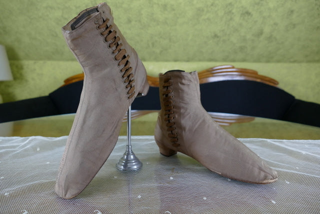 Braune Stiefel mit seitlicher Schnürung, Bürgerkriegszeit, ca. 1860–1865