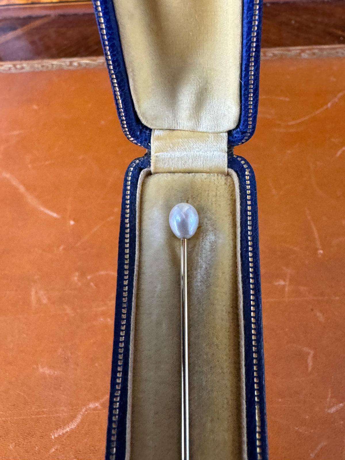 Gold Tie Pin with Pearl in Original Friedländer Berlin Case, Kaiser Wilhelm II.